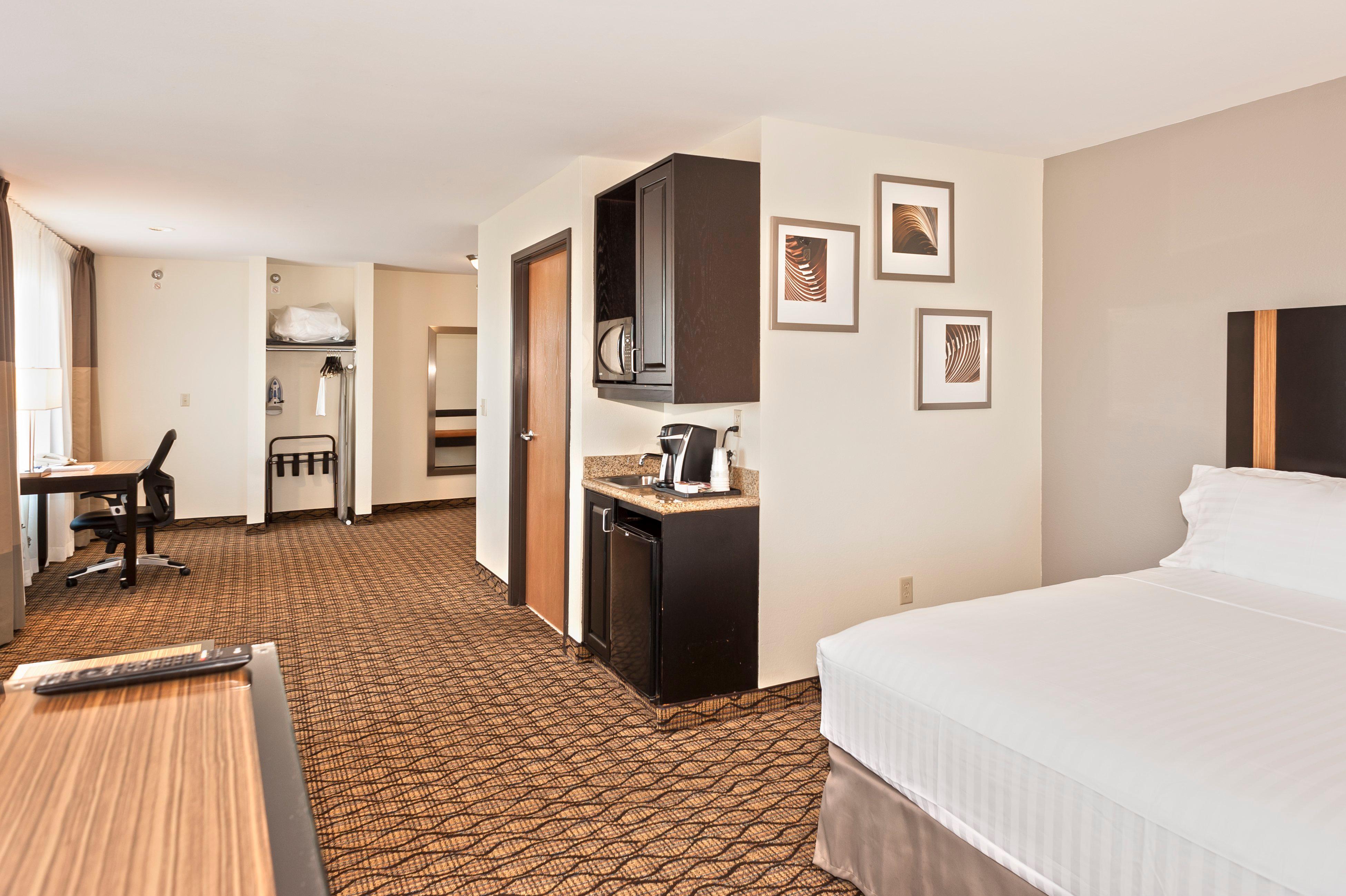 Holiday Inn Express Hotel & Suites Chanhassen By Ihg Εξωτερικό φωτογραφία