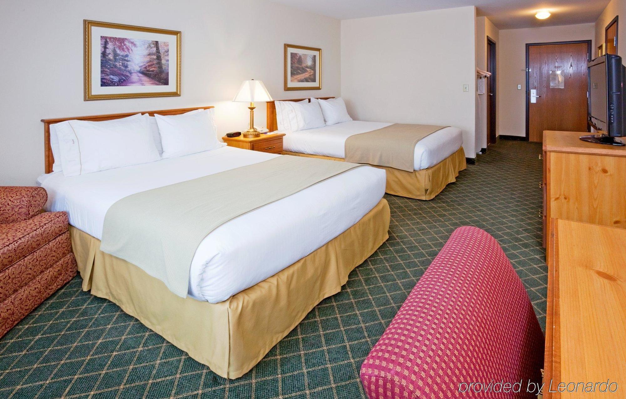 Holiday Inn Express Hotel & Suites Chanhassen By Ihg Δωμάτιο φωτογραφία