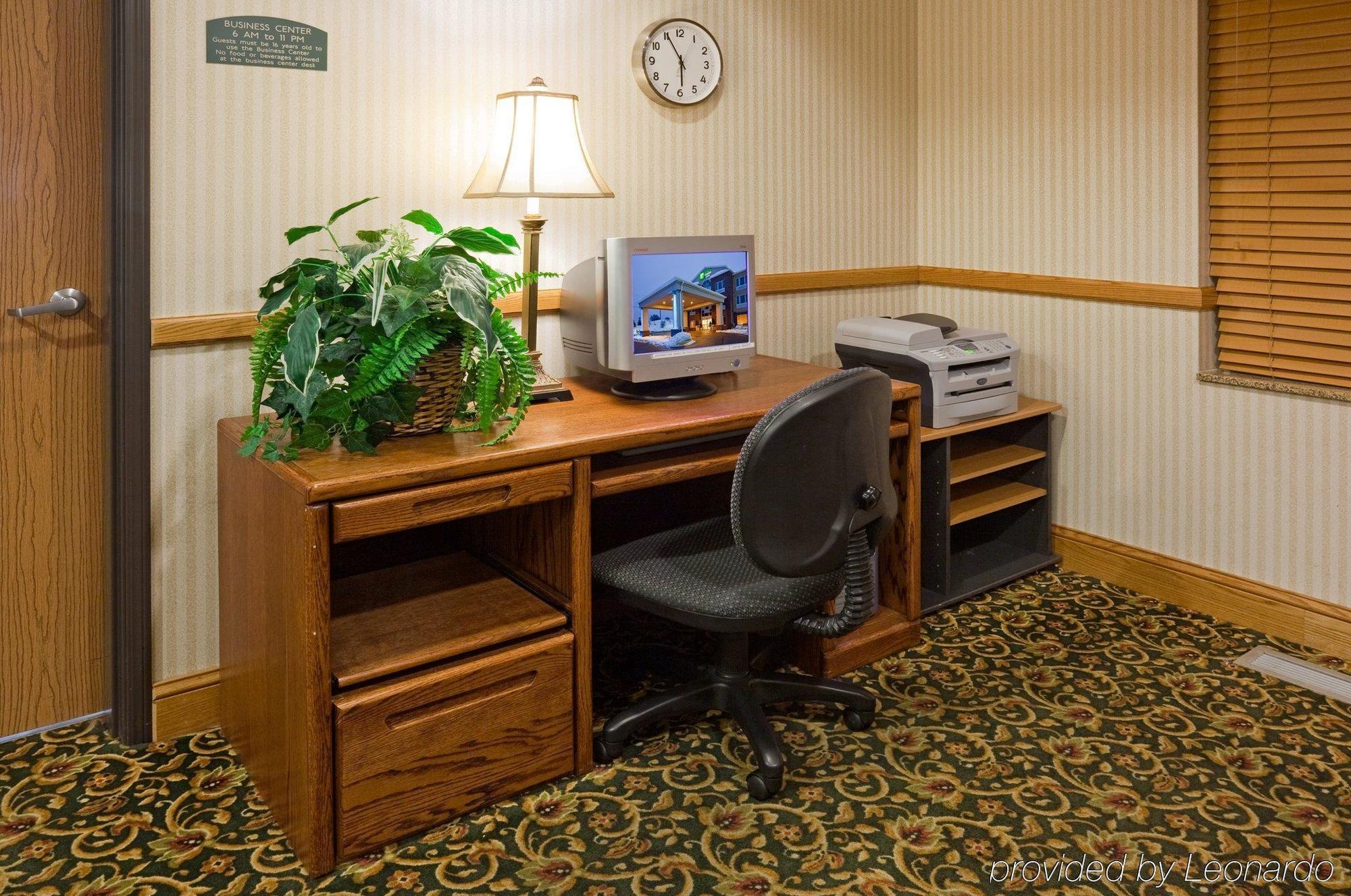 Holiday Inn Express Hotel & Suites Chanhassen By Ihg Ανέσεις φωτογραφία