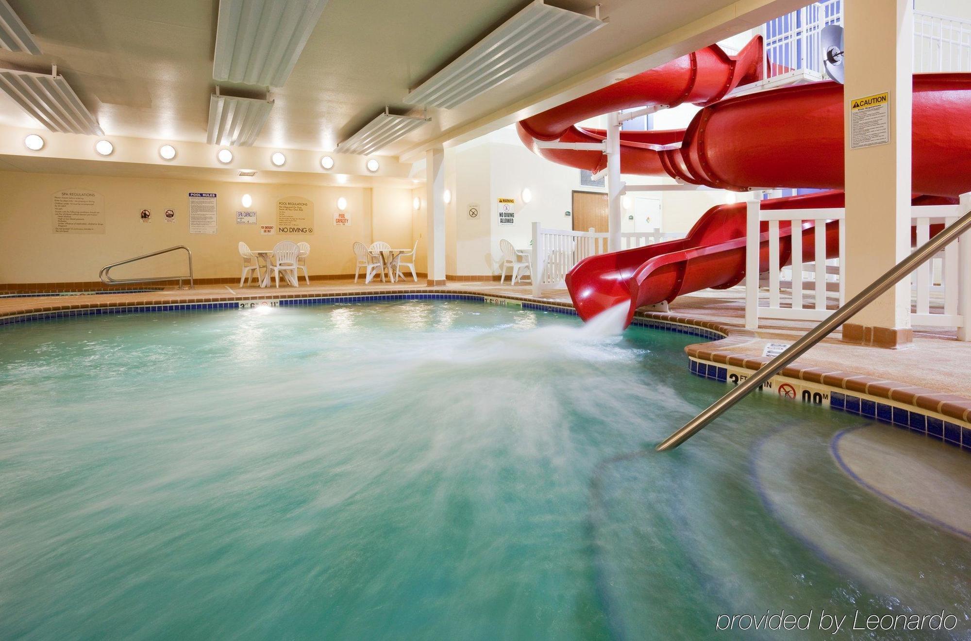 Holiday Inn Express Hotel & Suites Chanhassen By Ihg Εξωτερικό φωτογραφία