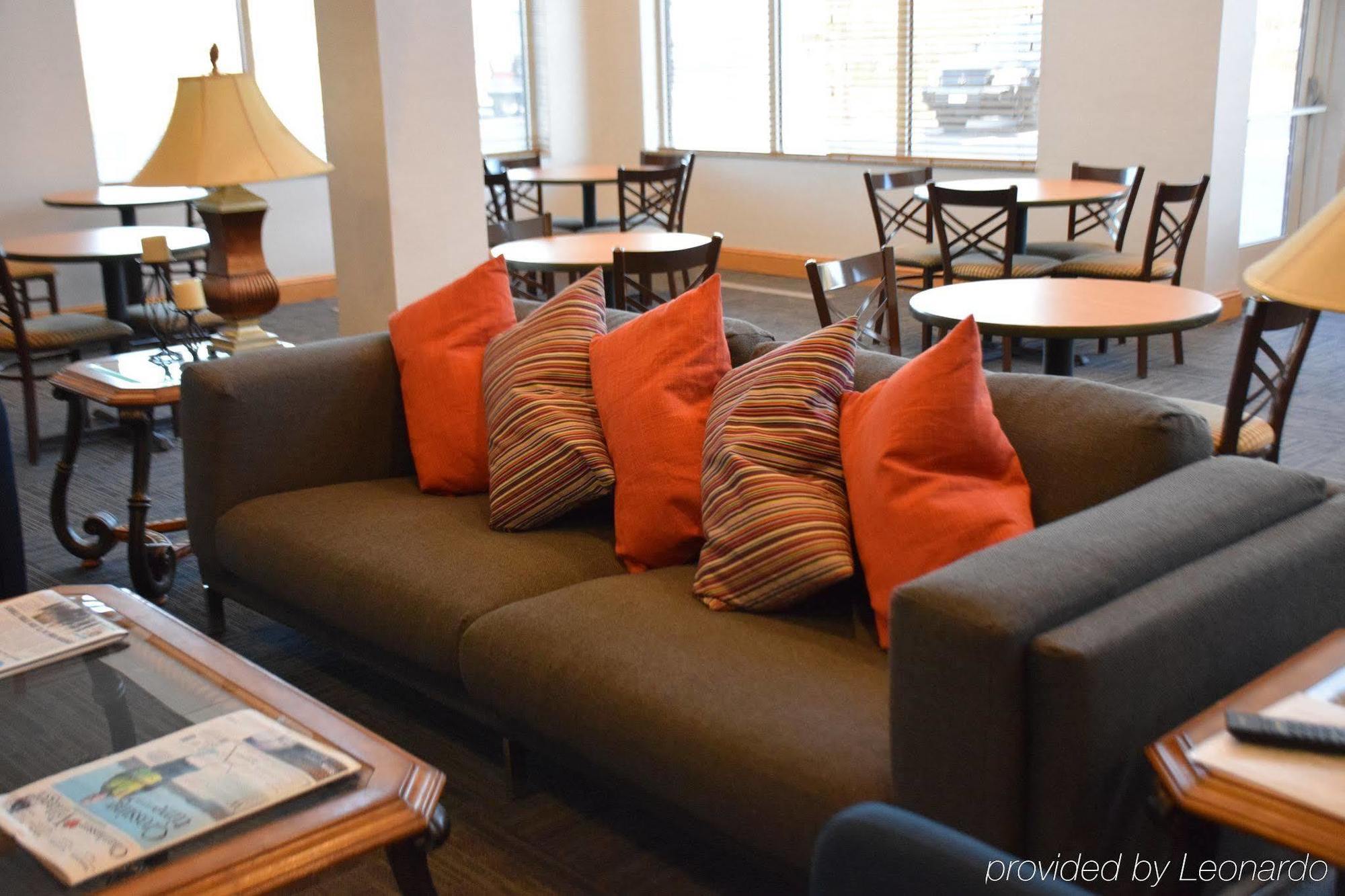 Holiday Inn Express Hotel & Suites Chanhassen By Ihg Εξωτερικό φωτογραφία